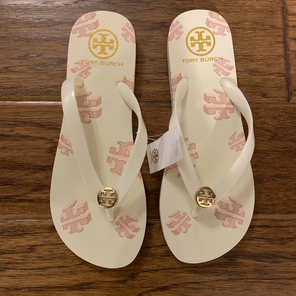 Tory Burch Shoes - TORY BURCH New Ivory Flying T Logo Flip Flops 9
